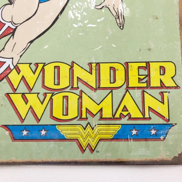 Wonder Woman Marvel Retro Metal Sign Wall Art 16x12.5 Justice League Made in USA - Picture 6 of 8